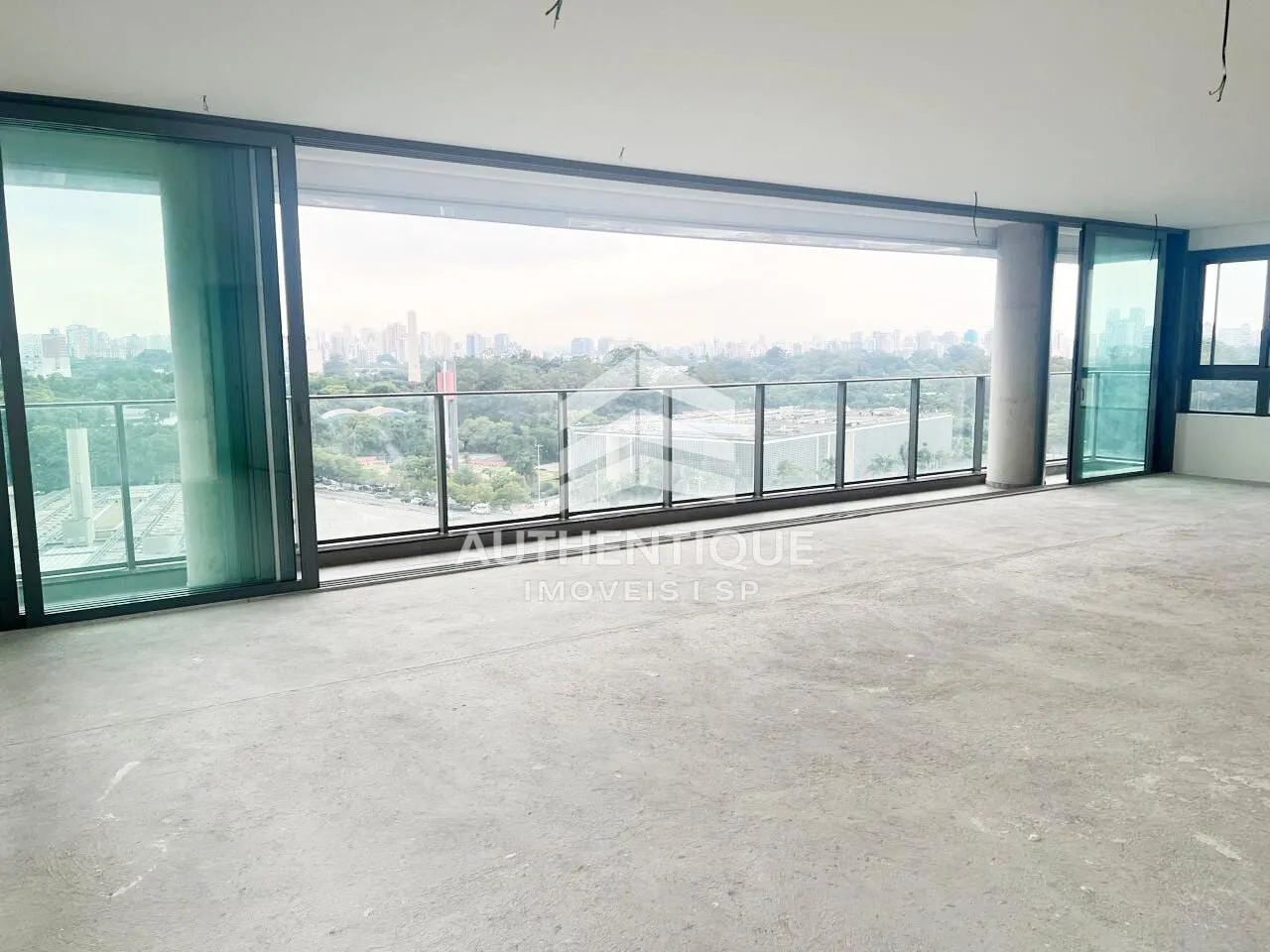 Imagem LAKE PARQUE IBIRAPUERA - Apartamento à venda em São Paulo/SP