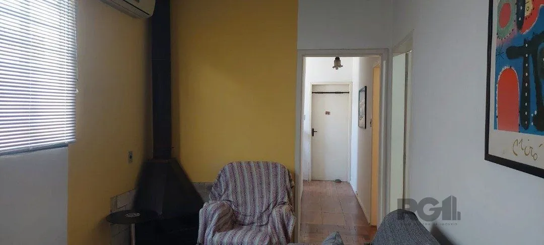 Imagem CASA COM EXTENSO PÁTIO NO CAMAQUÃ