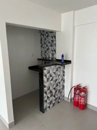 Imagem Loja Comercial em 27970 - 02, RJ
