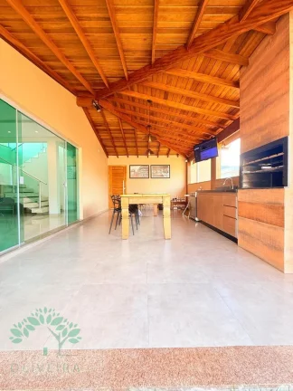 Imagem CASA RESIDENCIAL em Extrema - MG, Ponte nova