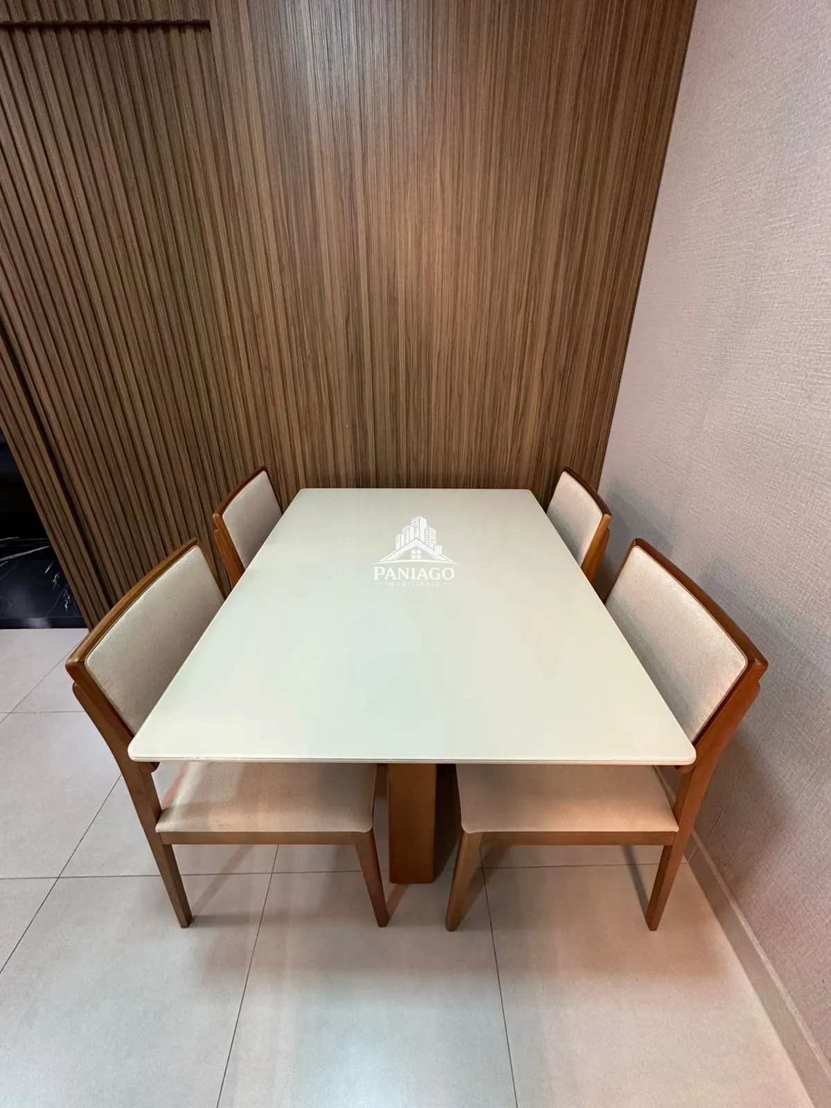 Imagem Apartamento Porteira Fechada com 2 Quartos à Venda no Villagio Calábria | Goiabe