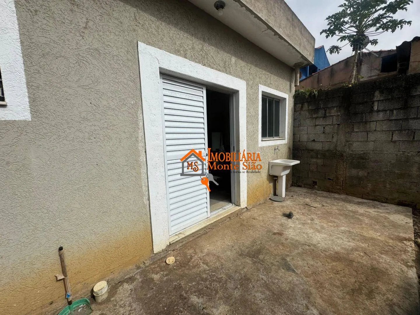 Imagem Casa com 2 dormitórios, 400 m² - venda por R$ 1.000.000,00 ou aluguel por R$ 2.142,00/mês - Cidade Soberana - Guarulhos/SP