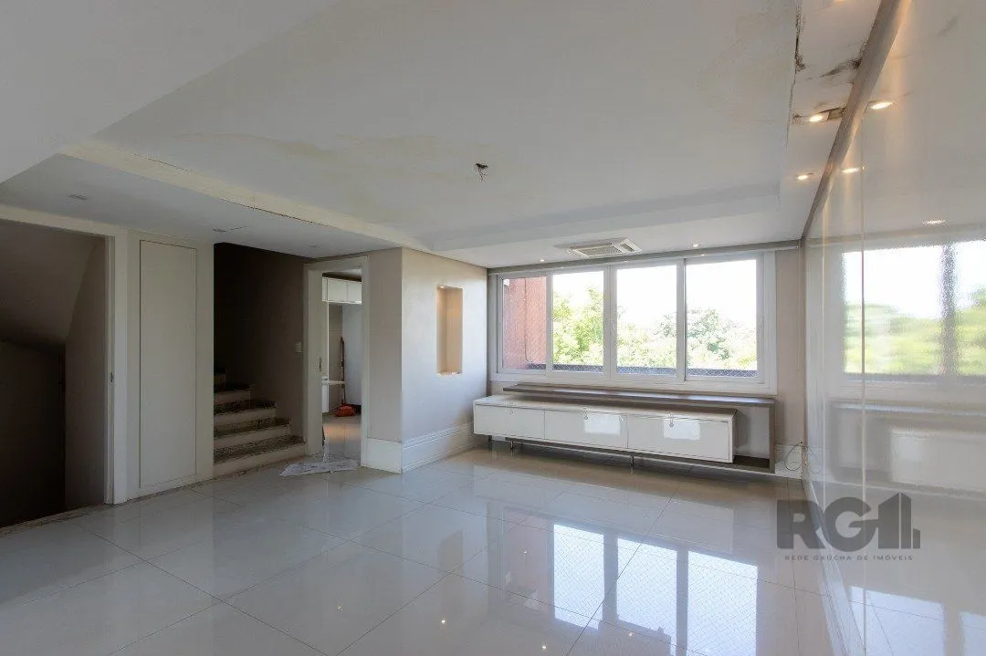 Imagem Casa Condominio para Venda - 384.33m², 3 dormitórios, sendo 1 suites, 3 vagas - Cristal
