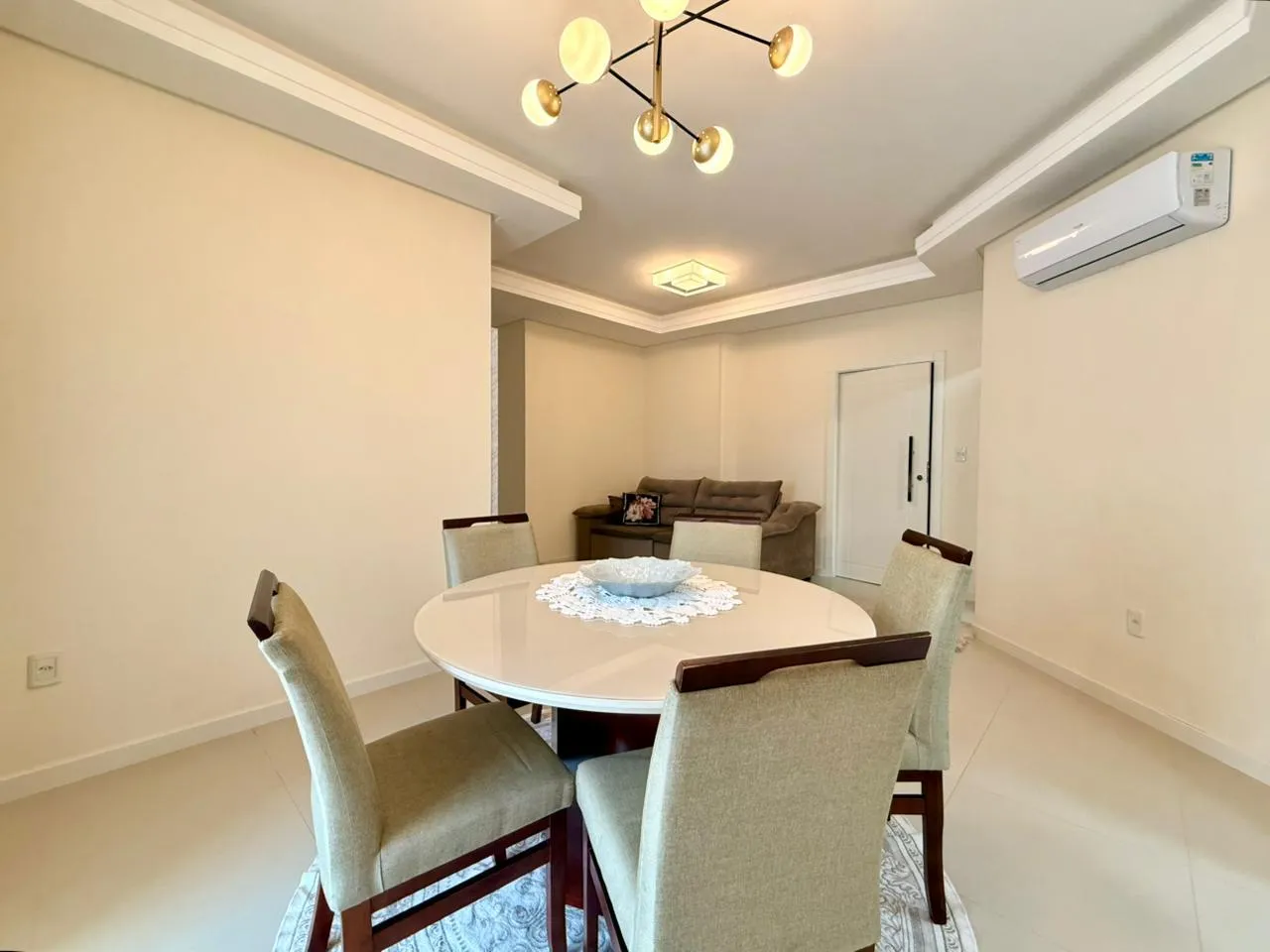 Imagem Apartamento com vista para o mar à venda com 120m2 por R$ 2.250.000,00