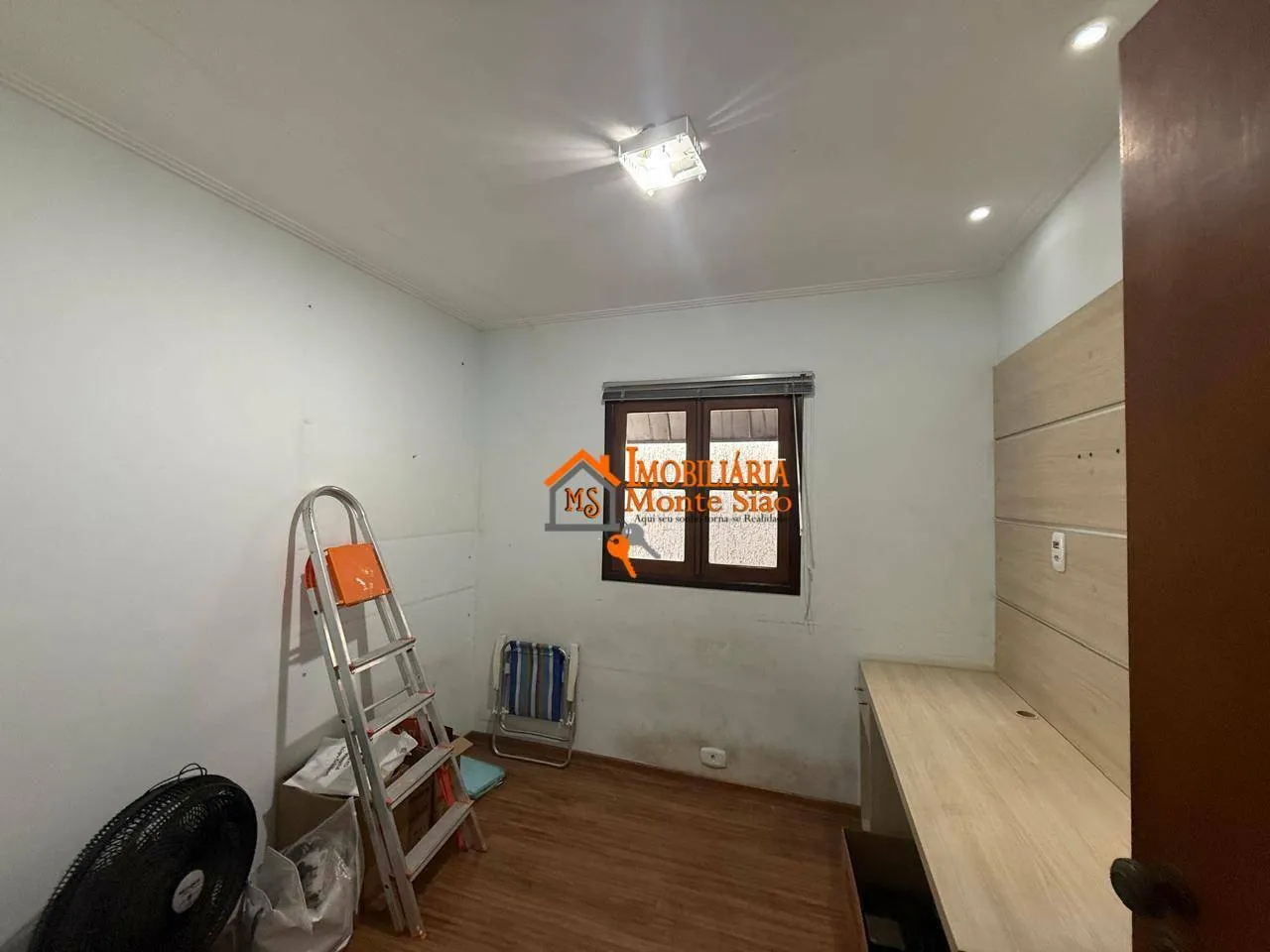 Imagem Sobrado com 3 dormitórios à venda, 220 m² por R$ 630.000,00 - Jardim Angélica - Guarulhos/SP
