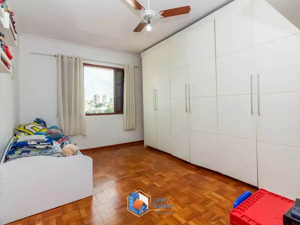 Imagem Casa para venda em Jardim São José (Zona Norte) com 4 quartos, sendo 1 suíte, 160m²