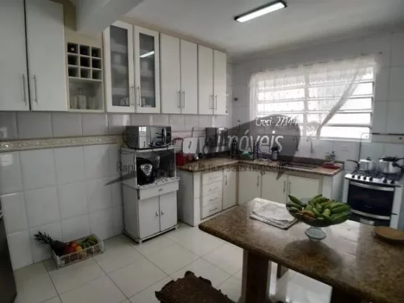 Imagem Casa em Santos 3 dormitórios, Rua Bolivia bairro Aparecida