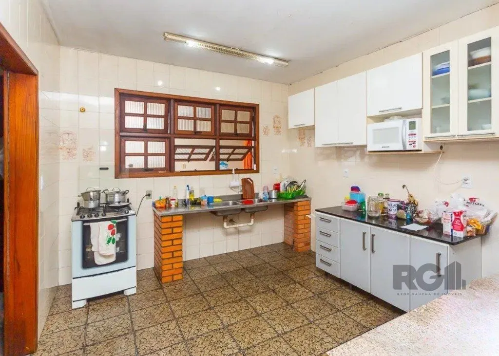 Imagem Casa 160m², 3 dormitórios, 4 vagas no bairro Cristo Redentor