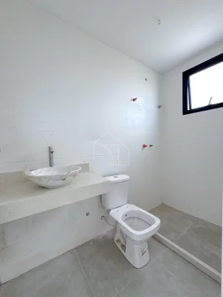 Imagem Casa com 4 Quartos (3 Suítes) ao lado do residencial Yahoo