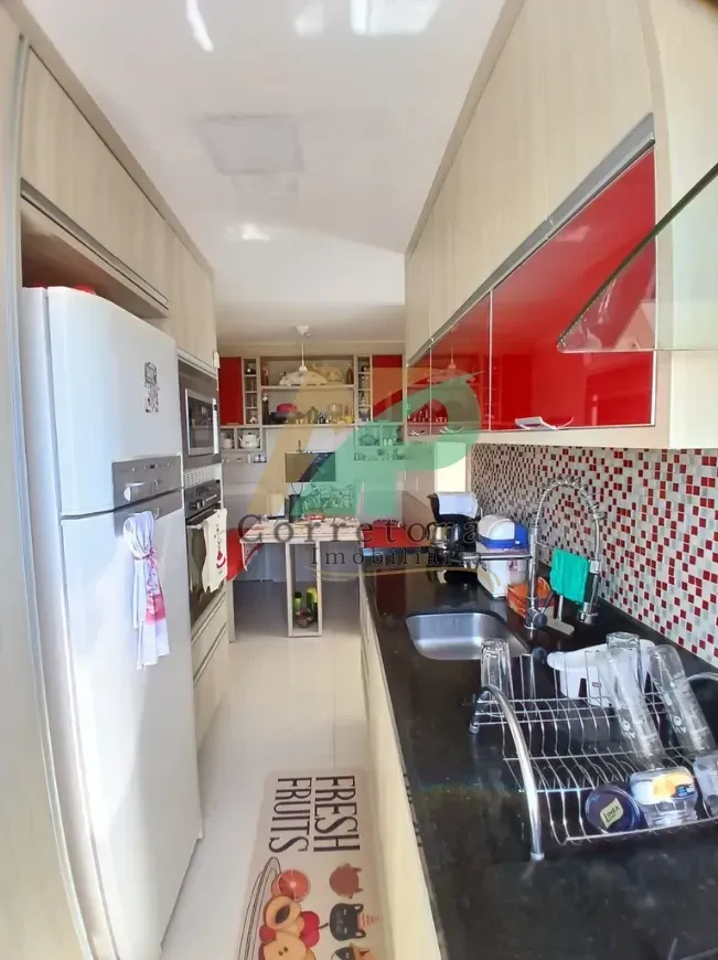 Imagem Cobertura com 3 Quartos à Venda, 166 m² em Jardim Henriqueta - Taboão da Serra