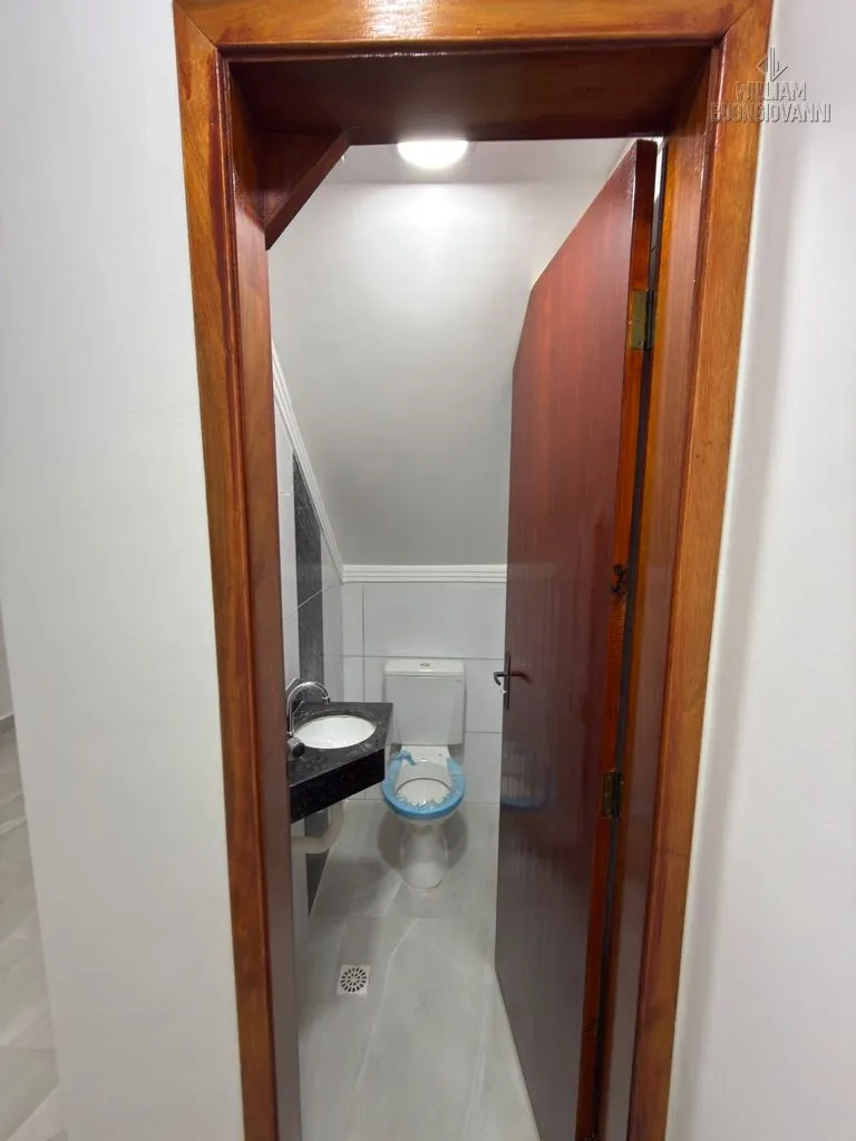 Imagem Casa de Condomínio com Quintal e Churrasqueira!!