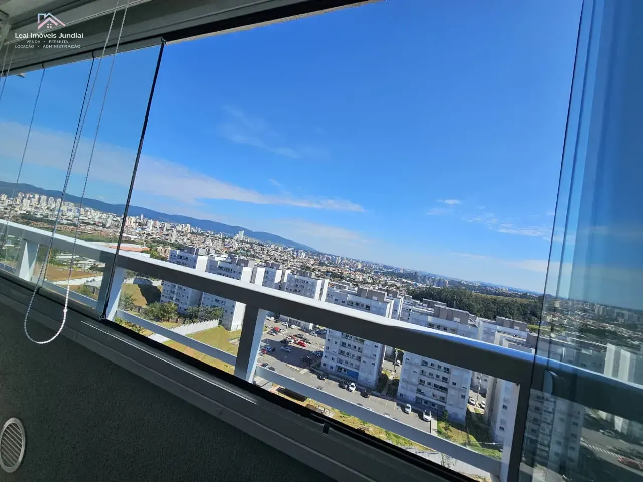 Imagem Apartamento à venda - Área útil 60 m2 com 3 dormitórios sendo 1 suíte - 1 vaga - Residencial Cenário