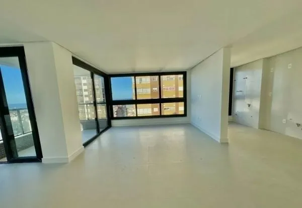 Imagem Apartamento em Torres Alto padrão de 3 dormitórios e 2 vagas