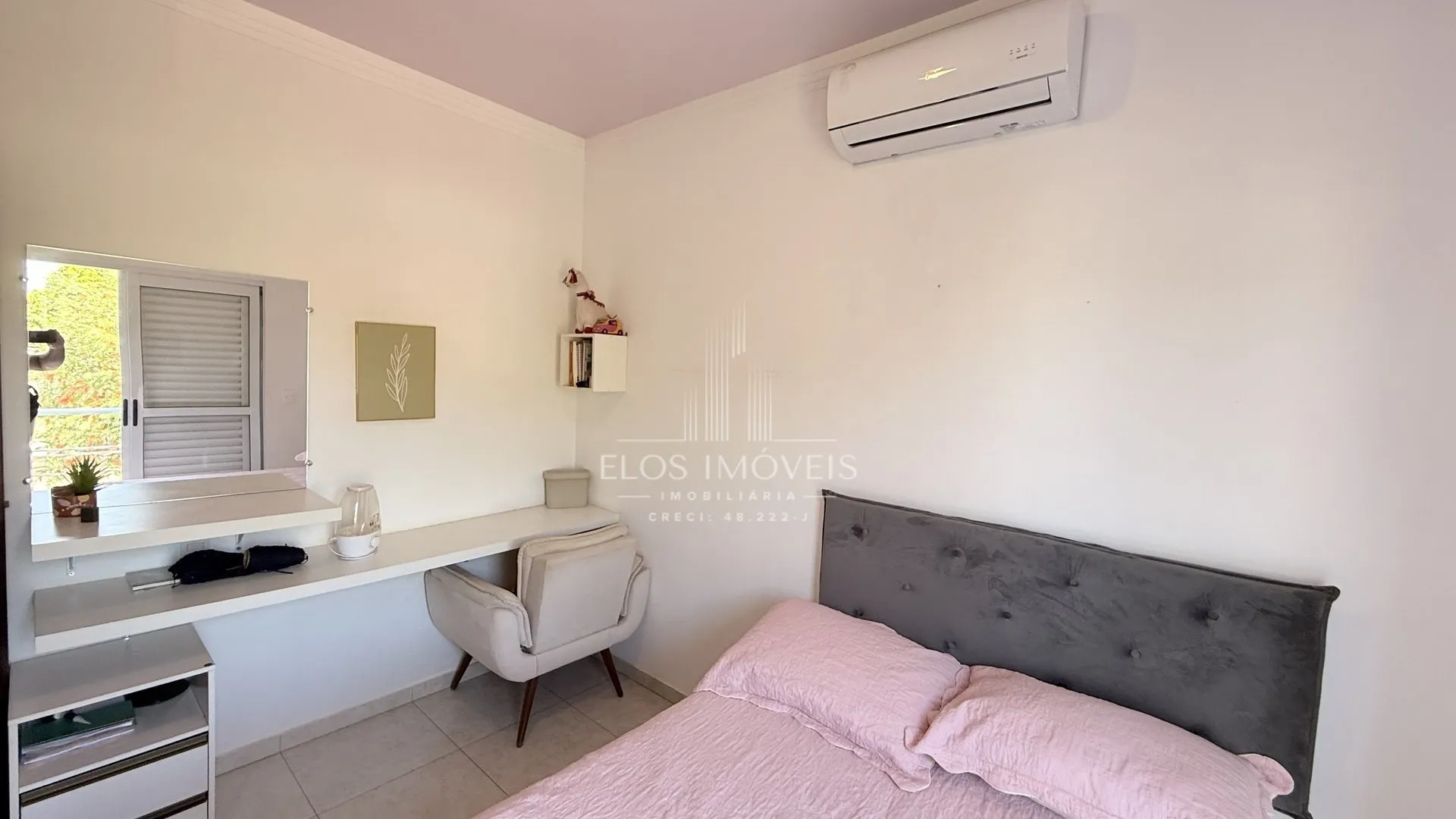 Imagem Sobrado de 3 quartos, 191m² no bairro Parque Residencial Roland, em Limeira