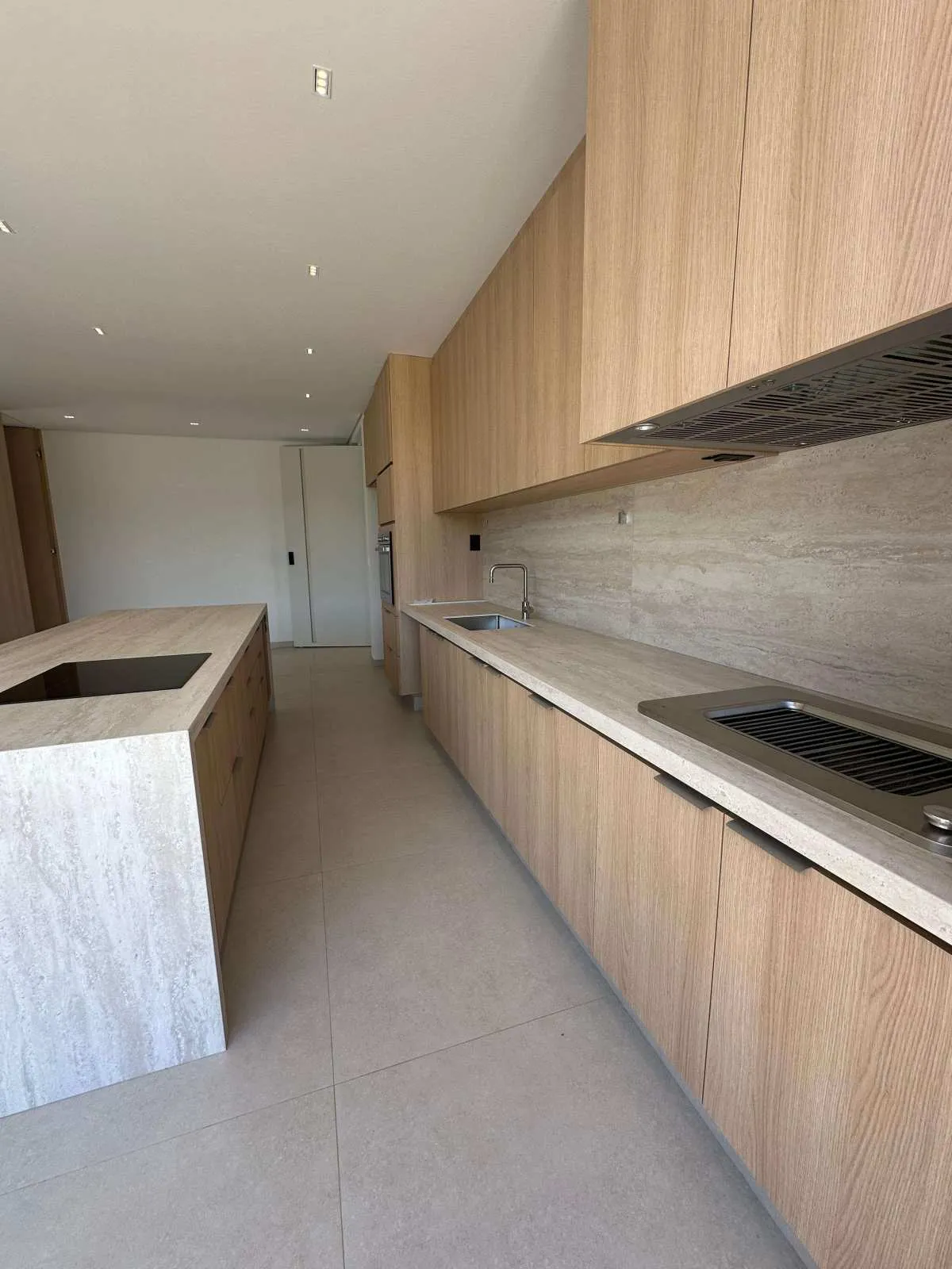 Imagem Casa à venda, Parque Universitário, com 3 quartos, 220m2