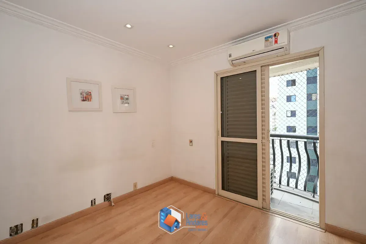 Imagem Apartamento para venda em Moema com 3 quartos, sendo 1 suíte, 112m²