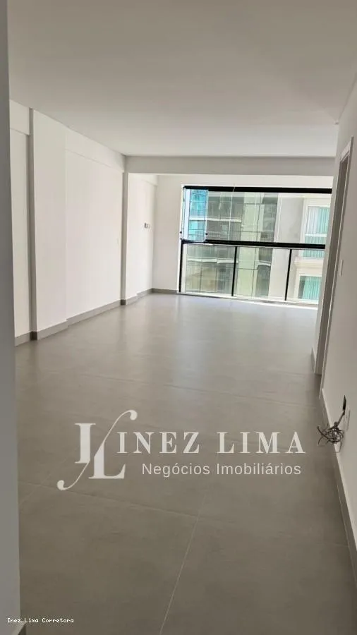 Imagem Apartamento 3 dormitórios para Venda em Itapema, Meia Praia, 3 dormitórios, 3 suítes, 4 banheiros, 2 vagas