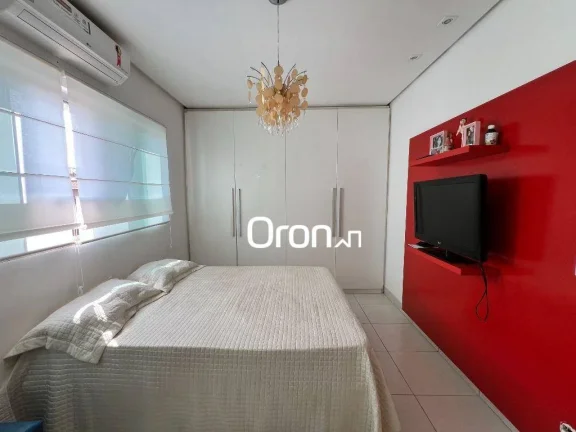 Imagem Sobrado à venda, 324 m² por R$ 1.700.000,00 - Loteamento Portal do Sol I - Goiânia/GO