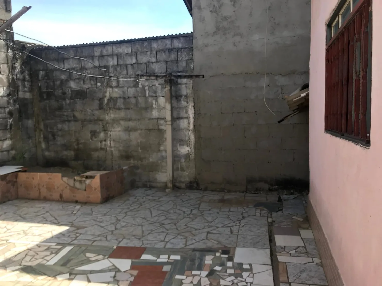 Imagem Casa à venda 3 Quartos, 1 Suite, 2 Vagas, 3M², Conjunto Residencial Araretama, Pindamonhangaba - SP