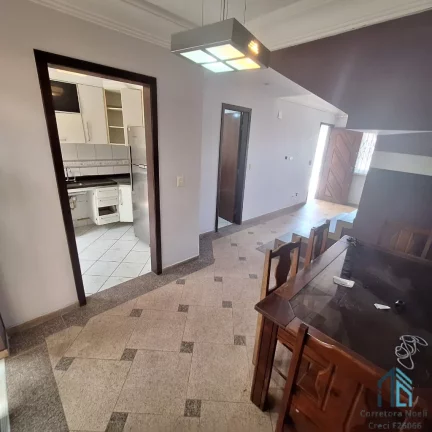 Imagem Sobrado a venda, 03 quartos sendo uma suíte no Capão Raso em Curitiba PR