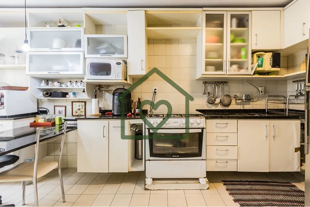 Imagem *O Lar Perfeito para Sua Família no Bairro Medianeira, Porto Alegre!* 
 
Descubra uma propriedade e...