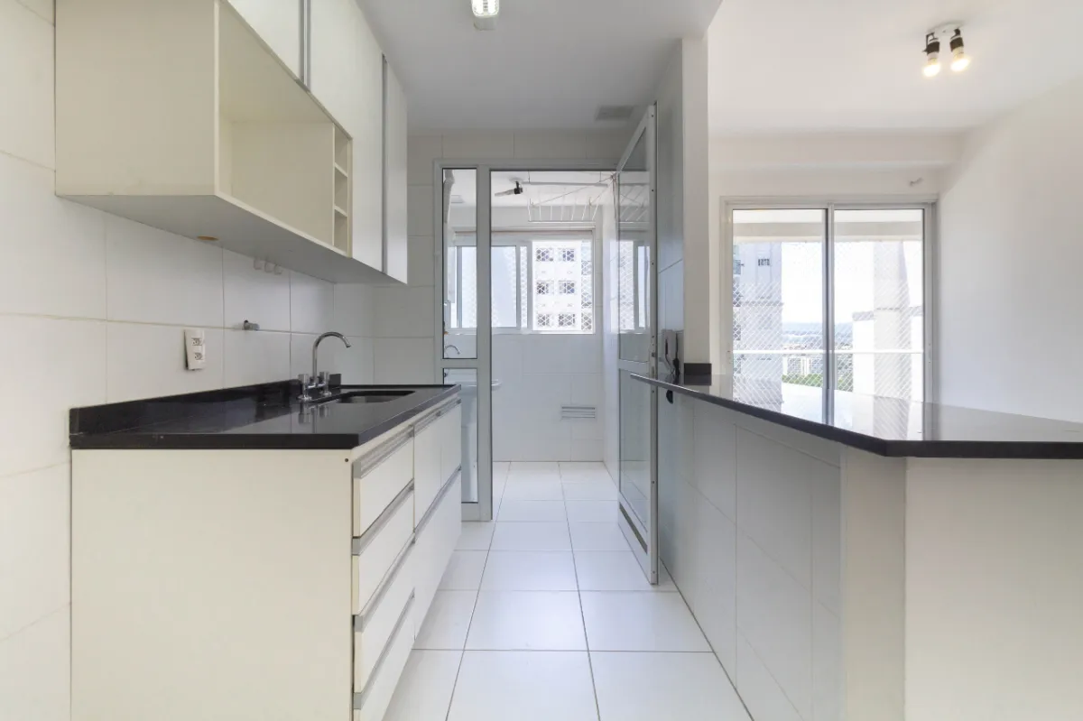 Imagem Apartamento para venda e locação em Vila Anastácio com 2 quartos, 55m2