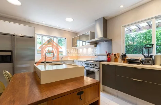 Imagem Casa de condominio com 4 Quartos à venda, 712m² - Alto da Boa Vista