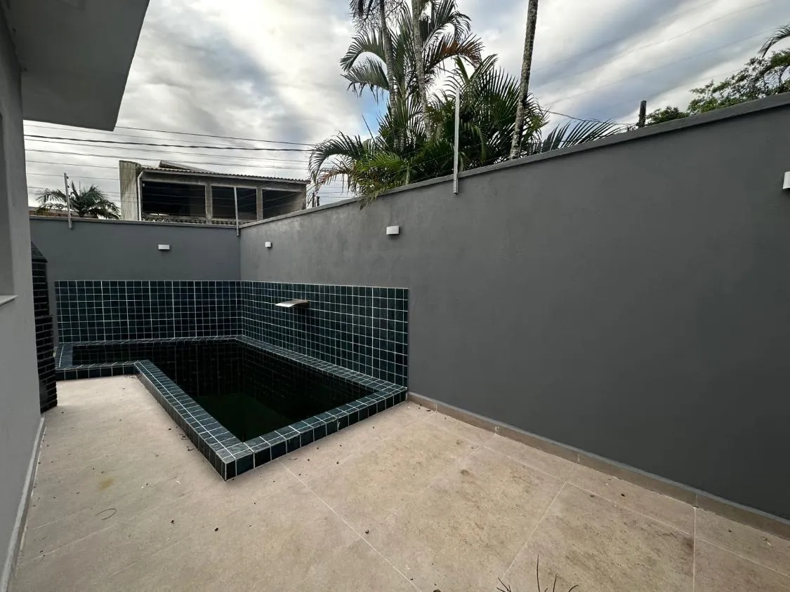 Imagem INCRIVEL CASA COM PISCINA A VENDA NA NOVA ITANHAÉM