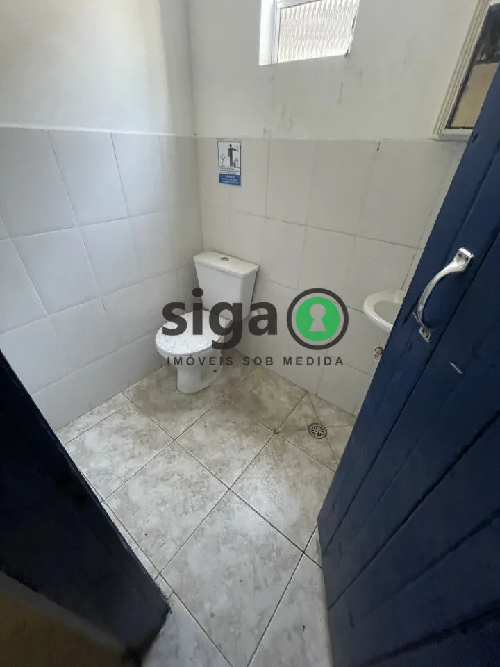Imagem Galpão Industrial à Venda - 450 m² de Área Construída - ZC - Zona Comercial - ZEUP
