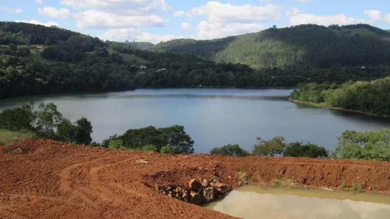 Imagem Terreno para Venda em Itá, Interrior