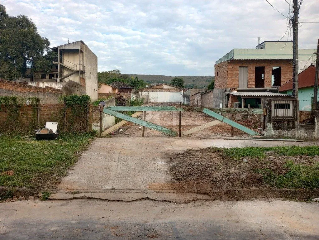 Imagem Terreno para Venda - 0m², 0 dormitórios, Nonoai