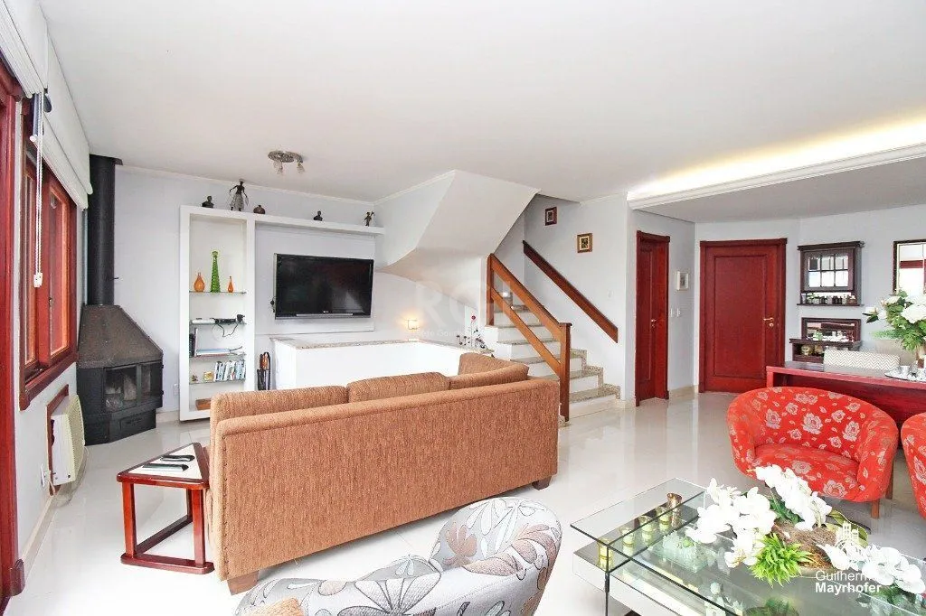 Imagem Casa Condominio para Venda - 324.7m², 3 dormitórios, sendo 1 suites, 4 vagas - Menino Deus
