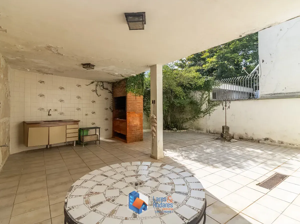 Imagem Sobrado para venda em Vila Madalena com 3 quartos, sendo 1 suíte, 293m²
