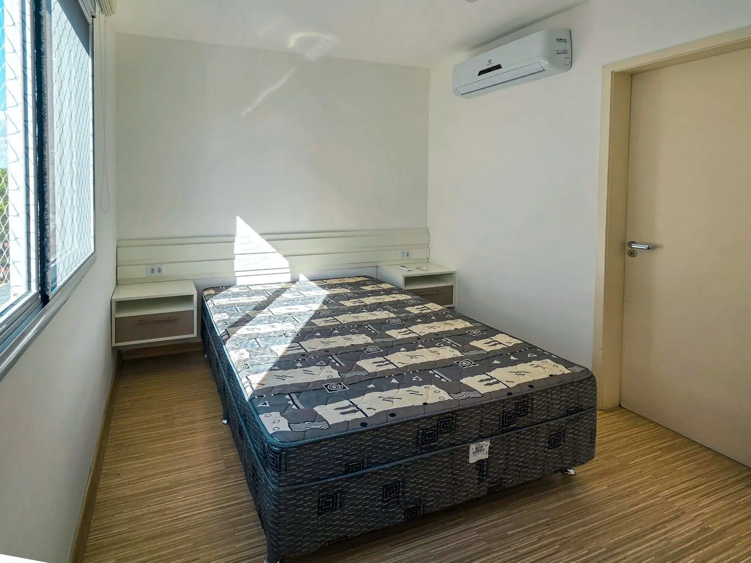 Imagem Apartamento 3 Dorms com Suíte e 2 Vagas no Condomínio Veríssimo - Infraestrutura Excepcional em Teresópolis