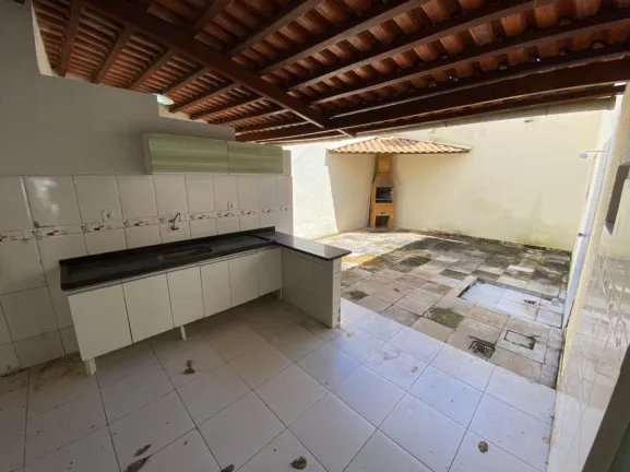 Foto do imóvel Casa com 4 Quartos à Venda, 300 m² em Turu - São Luís