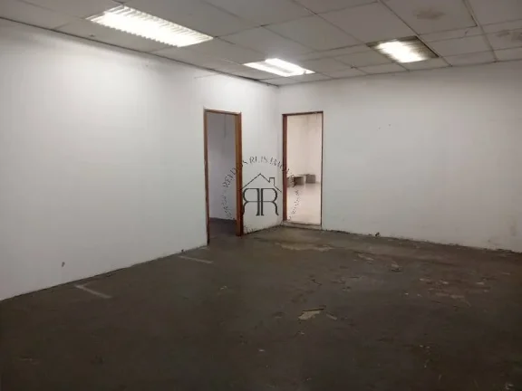 Imagem Salão Comercial à Venda - Vila Ema | Rua Uhland
Localização Estratégica, Estrutura Versátil e ...