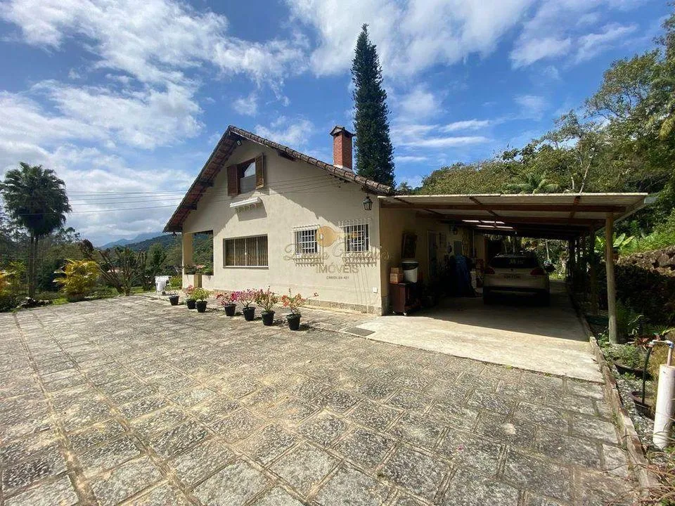 Imagem Casa para Venda em Teresópolis / RJ no bairro Canoas