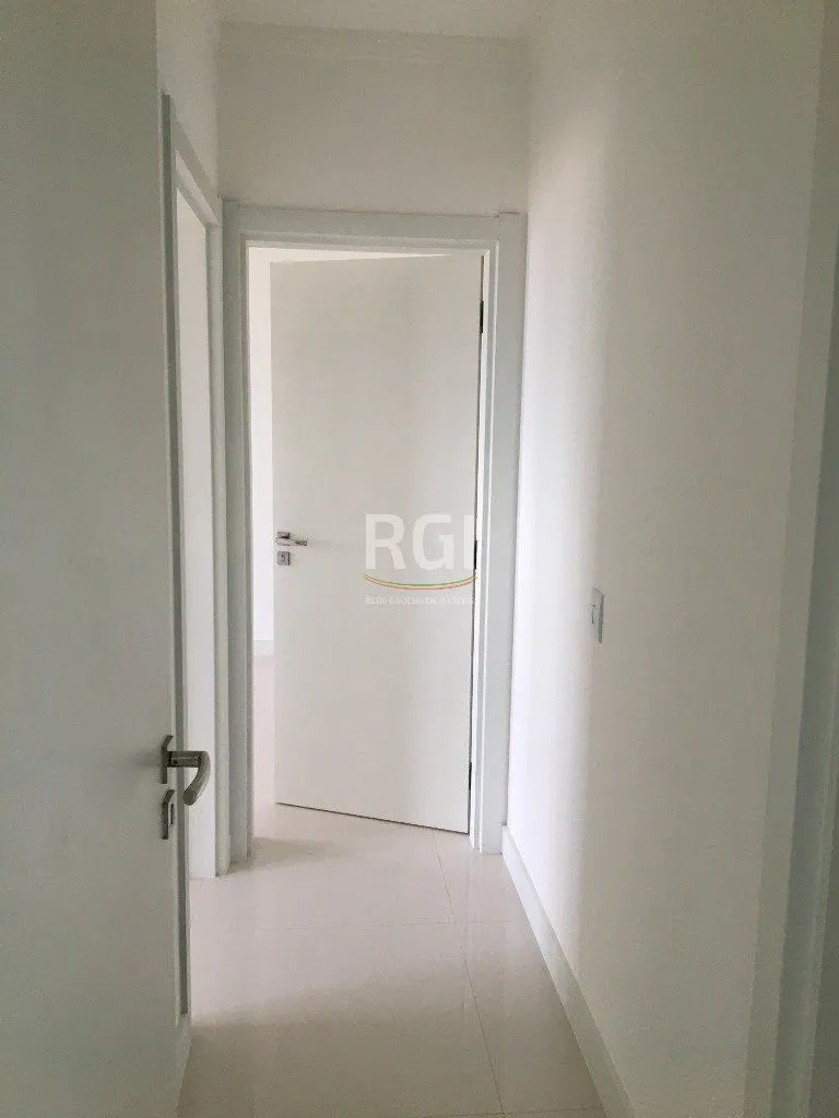 Imagem Apartamento para Venda - 83.37m², 3 dormitórios, sendo 2 suites, 2 vagas - Centro