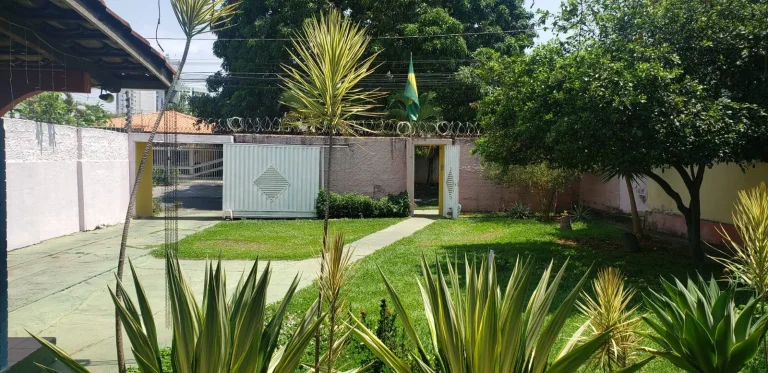 Imagem Casa Com Lote Grande No Nova Suica Oportunidade