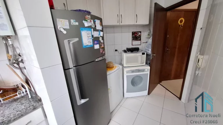 Imagem Apartamento 02 quartos, uma vaga, frente Hospital das Clinicas HC me Curitiba PR
