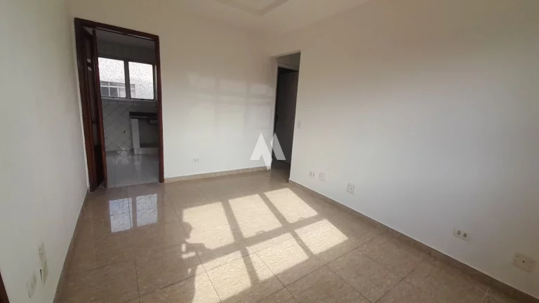 Imagem Apartamento 2 Dormitórios à Venda em Avenida Principal - 75m² com Suíte e Garagem