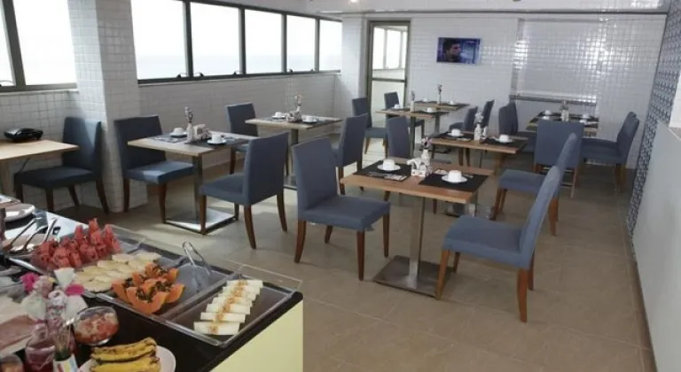 Imagem Apartamento com 2 Quartos à Venda, 55 m² em Boa Viagem - Recife