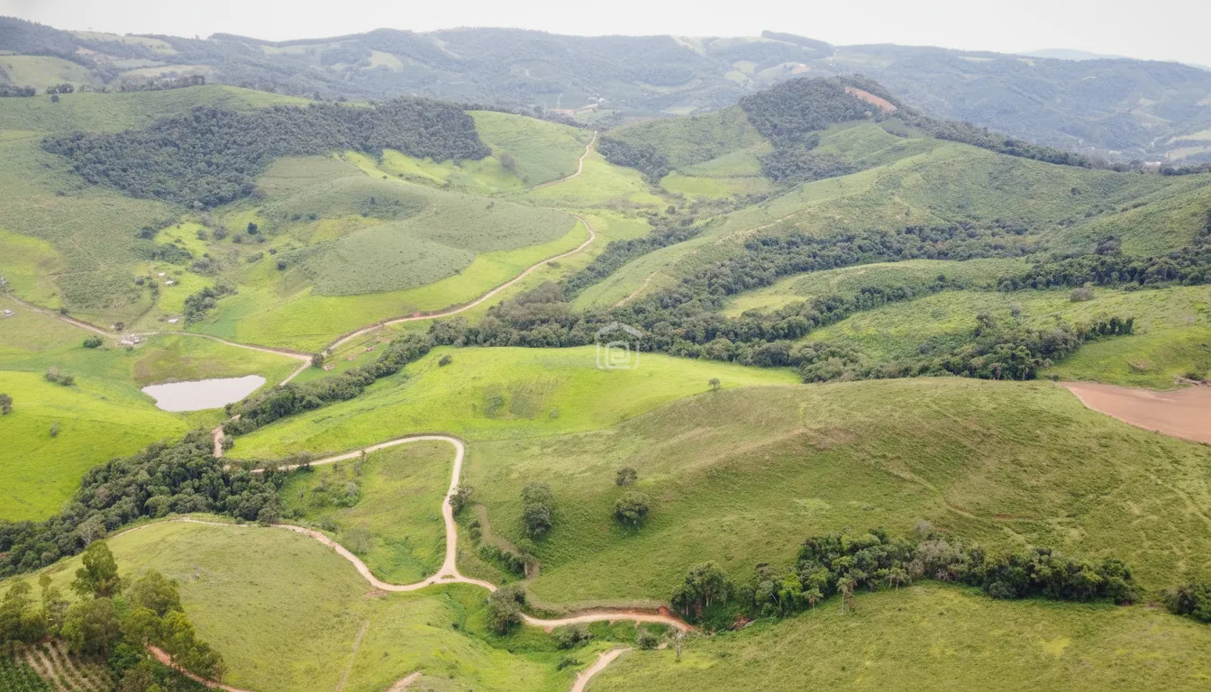 Imagem Fazenda 0,03 ha à venda em Zona Rural, Poços de Caldas
