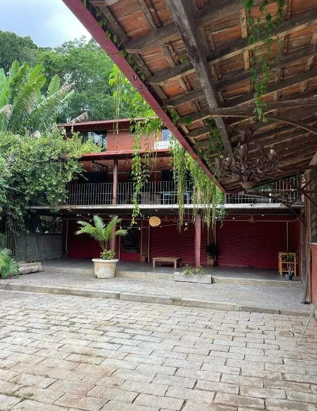 Imagem Prédio Comercial para Venda em Petrópolis / RJ no bairro Itaipava