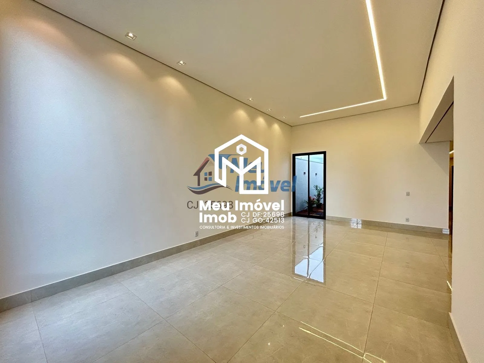 Imagem Casa 4 Quartos 2 Suítes 4 Vagas 300 m² Piscina Closet