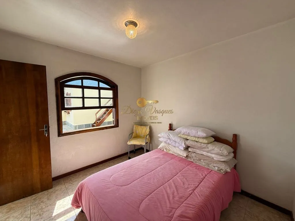 Imagem Casa para Venda em Teresópolis / RJ no bairro Pimenteiras