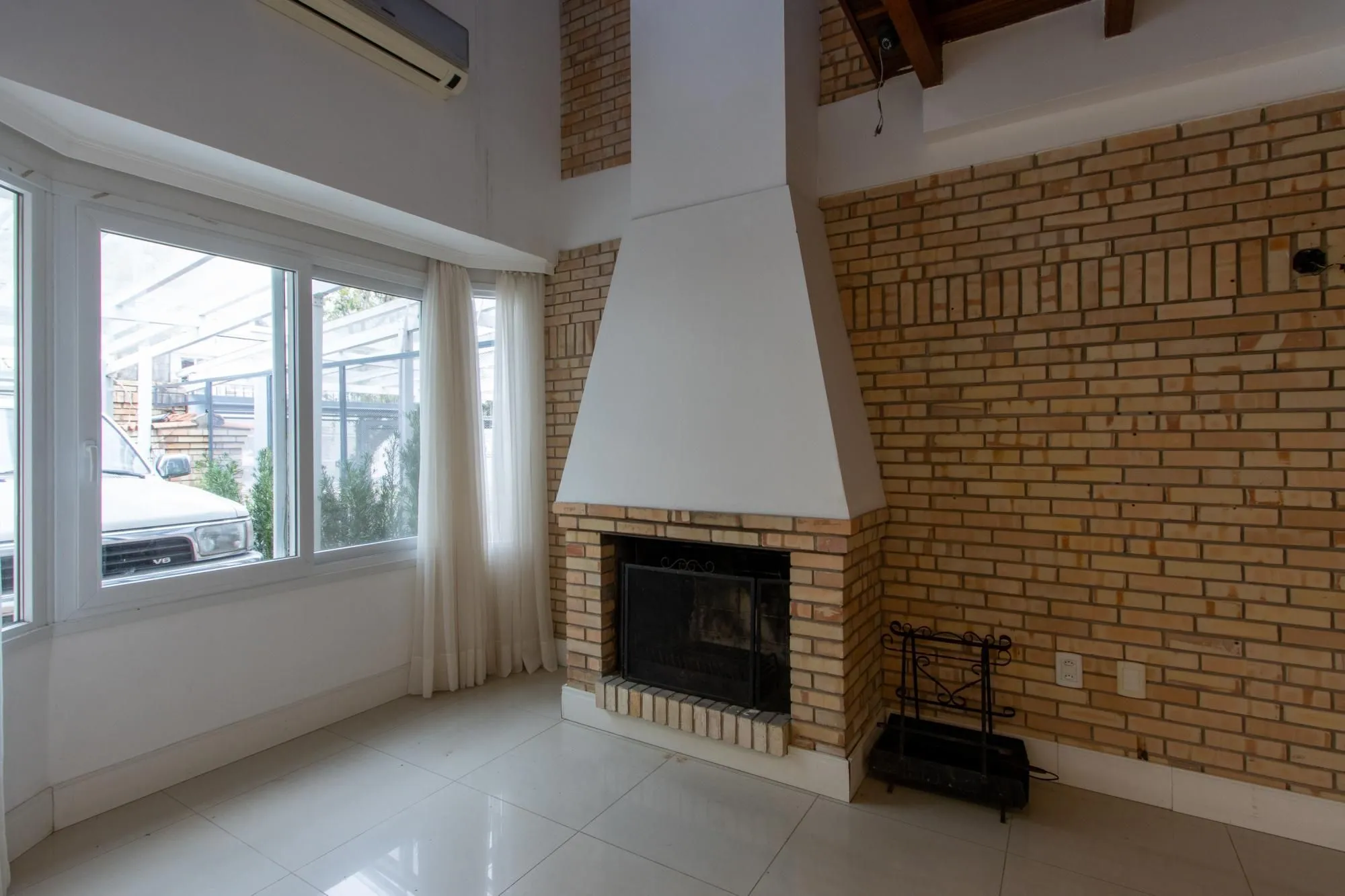 Imagem Casa com 3 quartos à venda na Avenida Copacabana,, Tristeza, Porto Alegre
