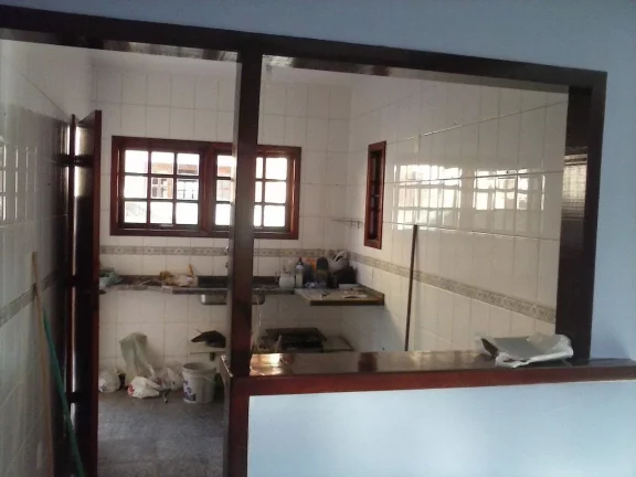 Imagem Casa 2º locação 3 quartos sendo 1 suíte, sala 2 ambientes.
