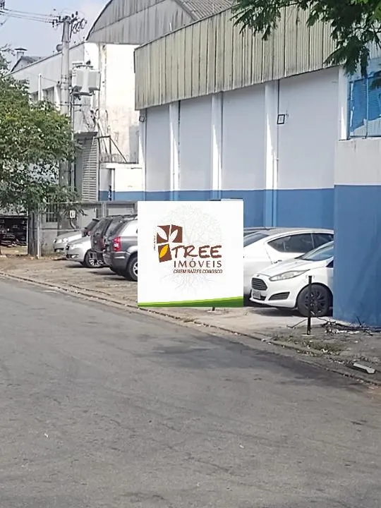 Imagem LOCAÇÃO DE GALPÃO COMERCIAL NO JARDIM NOVA CUMBICA, EM GUARULHOS/SP, OPORTUNIDADE com 2.000m², estacionamento, ZUP 4 e energia trifásica. CONSULTE-NOS
