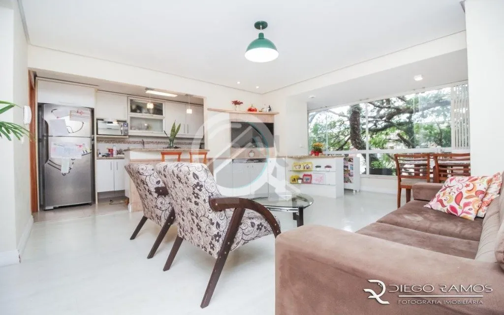 Imagem Apartamento semi mobiliado, com 83 m² privativos. 2 dormitórios, sendo 01 suíte e outra suíte am...